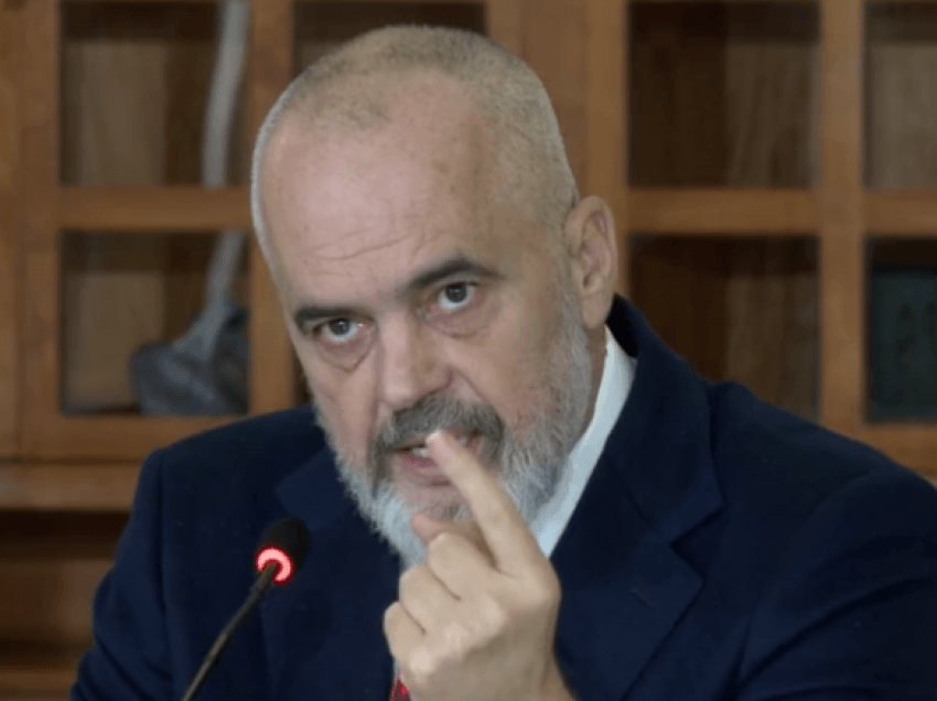 “Duhet të jeni krenarë për qeverinë e Shqipërisë”/ Rama u përgjigjet ndjekësve: Europa na la jashtë skemës së vaksinimit
