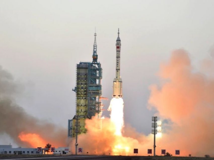 Anija hapësinore kineze hyn në orbitën e Marsit