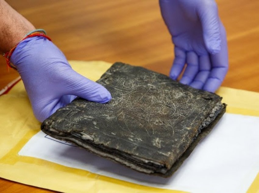 ​Arrestohen kontrabandistët e dorëshkrimeve antike në Slloveni