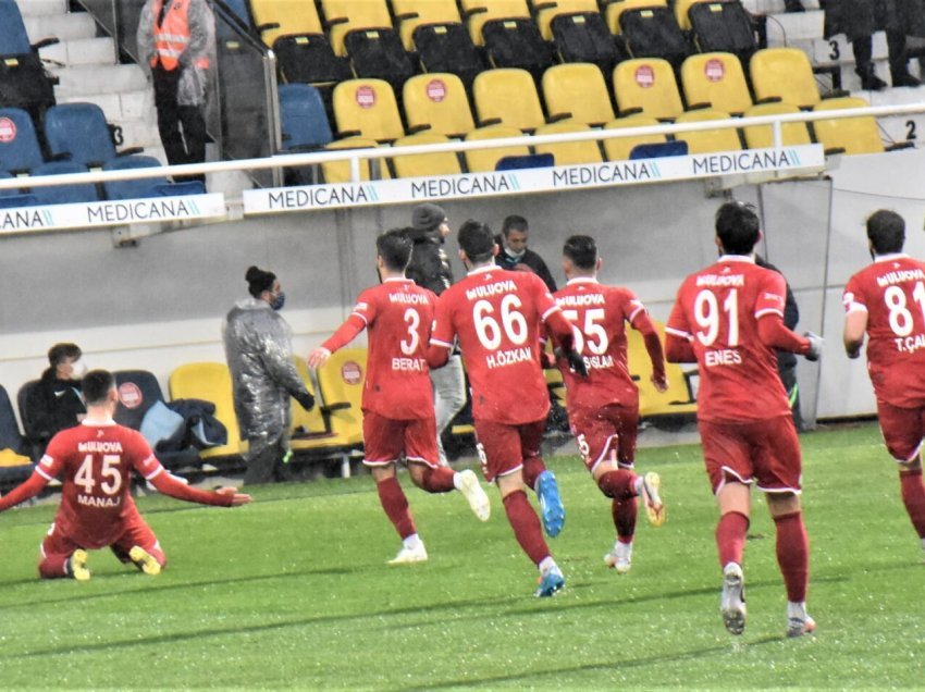 Manaj shënon gol vendimtar për skuadrën e re