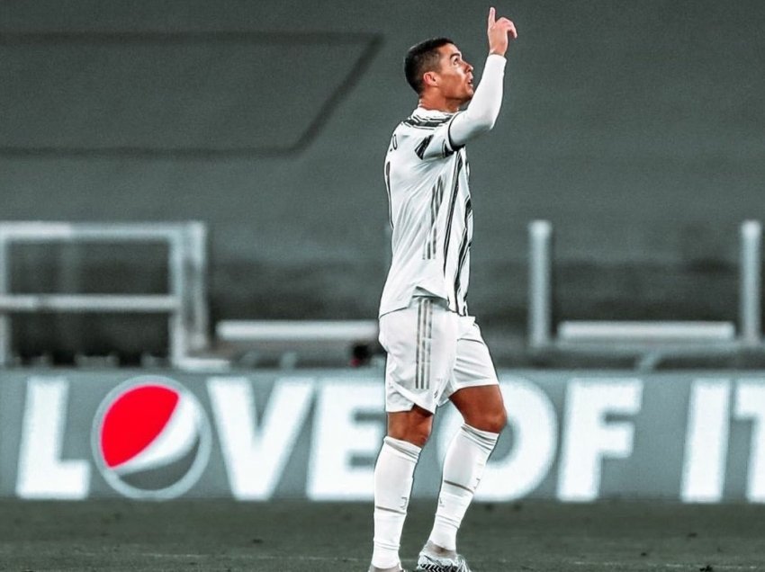 Ronaldo reagon pas disfatës ndaj Napolit