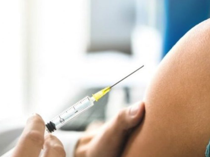 Denoncimi/ Vaksinat e mbërritura po përdoren për vaksinimin e familjarëve të qeveritarëve