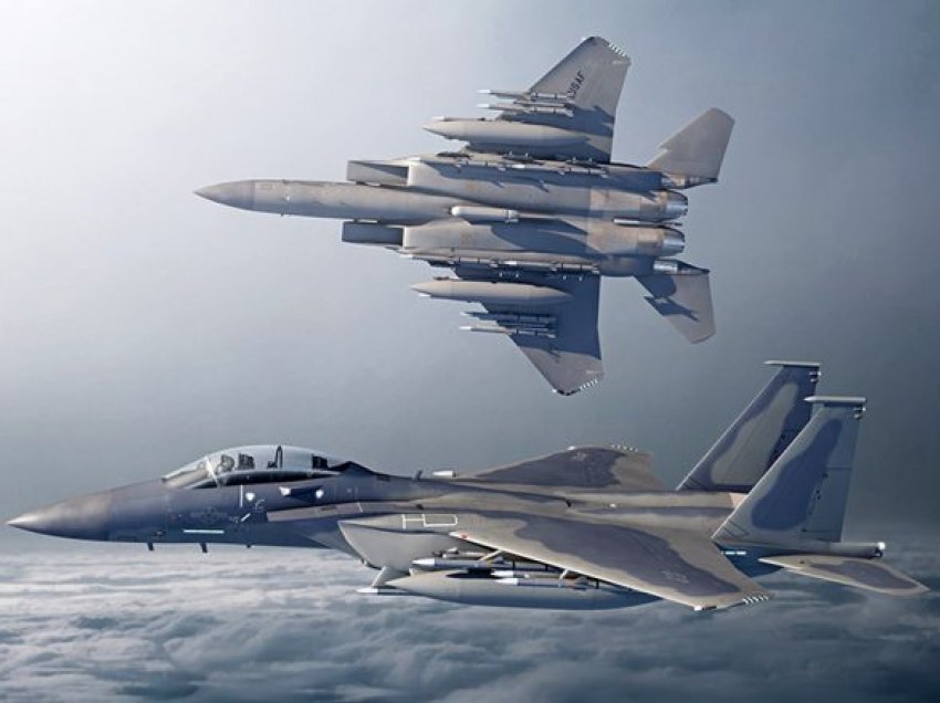 Amerikanët nuk heqin dorë nga aeroplani luftarak F-15, prezantojnë versionin më të avancuar F-15EX