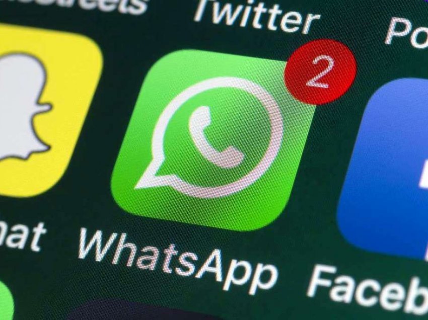 Data kur hyjnë në fuqi kushtet e reja të privatësisë, WhatsApp tenton të bindë përdoruesit t’i pranojnë