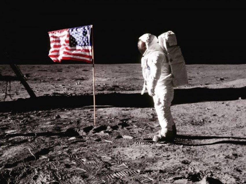 ​NASA tërhiqet nga plani, nuk do të dërgojë njerëz në hënë