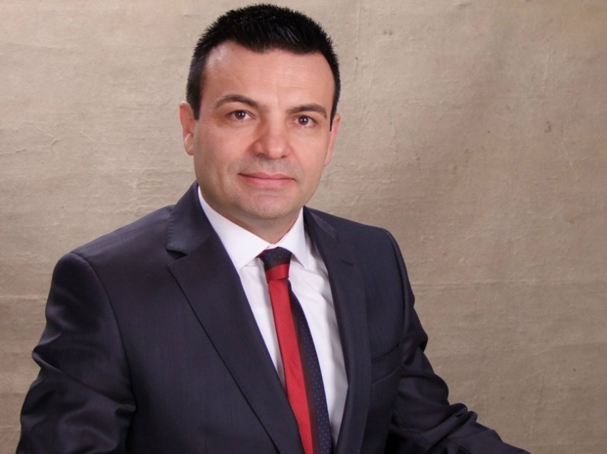 U bë pjesë e koalicionit 'PD-Aleanca për Ndryshim', Roshi: Do kandidoj në Vlorë