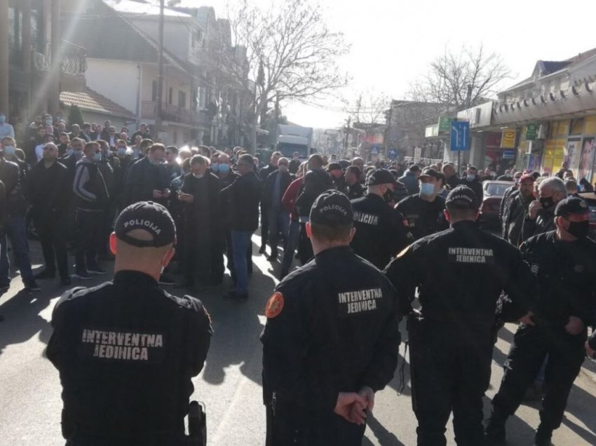 Policia në Tuz mbyll bizneset e gastronomisë