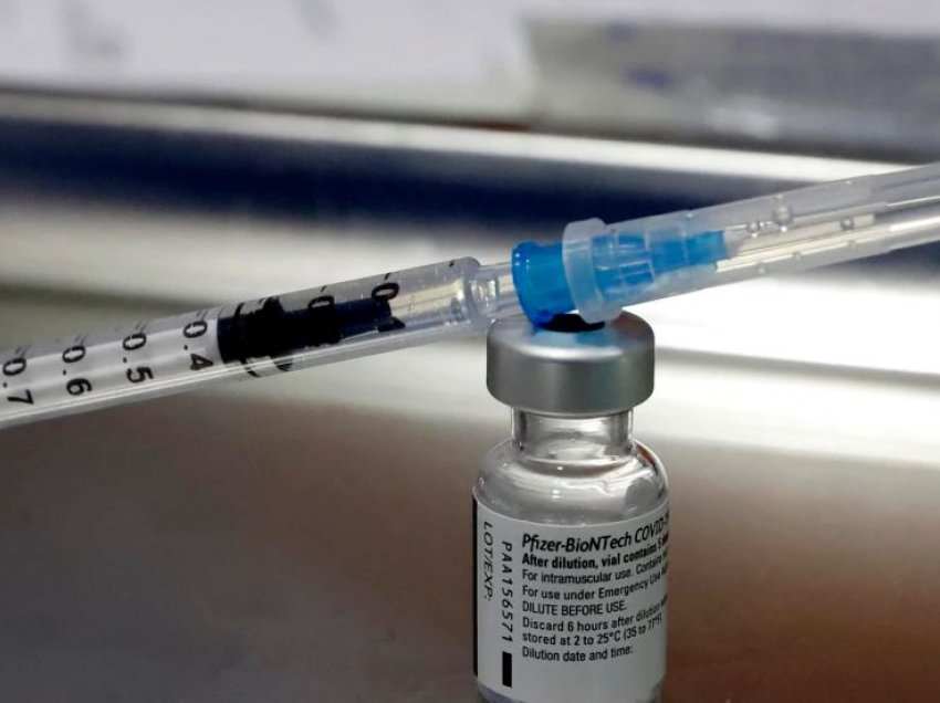 Vaksina me një dozë e kompanisë Johnson & Johnson merr mbështetjen e ekspertëve