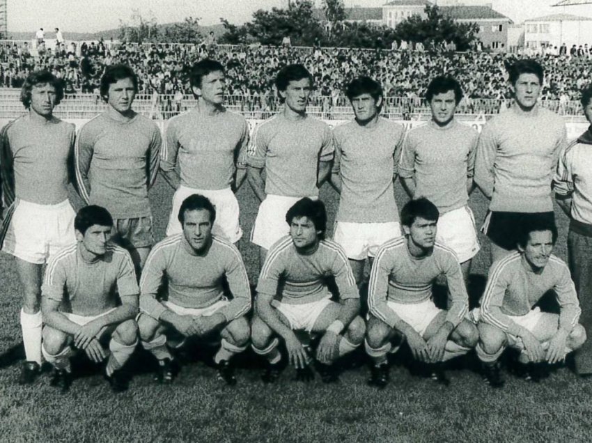 Formacioni i Prishtinës në vitin 1975, në krye me Hatipin, Canën, Celinën, Hadrin