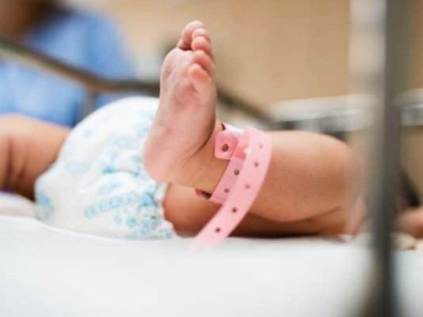 14 foshnje erdhën në jetë gjatë ditëve festive në Pejë