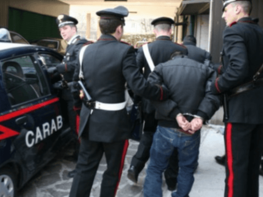 Shkaku i xhelozisë shqiptari bën terror ndaj të dashurës, i hedh eksploziv në shtëpi