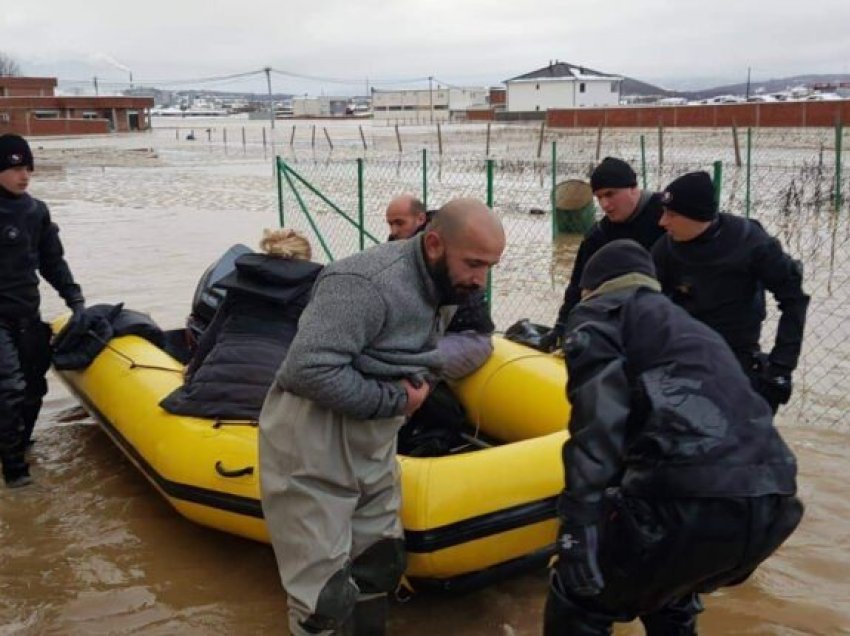 Evakuohen 6 familje në Drenas, si pasojë e vërshimeve