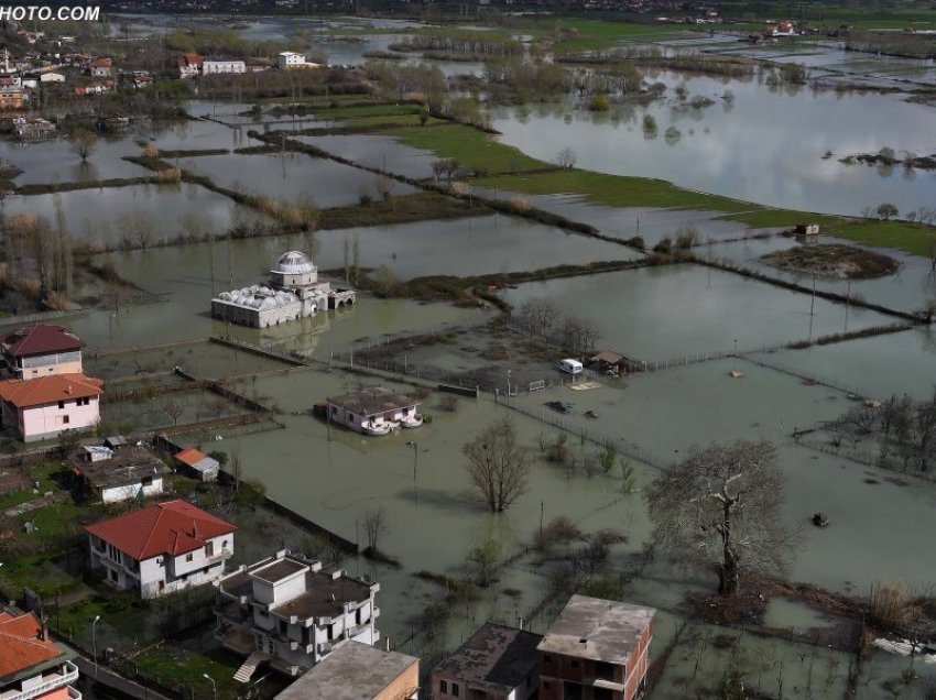 Situata/ Ja si është gjendja pas përmbytjeve në Shkodër