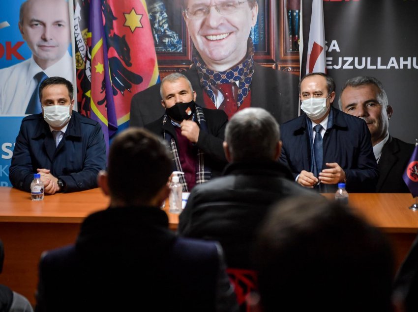 Hoti me fushatë elektorale edhe në Skënderaj