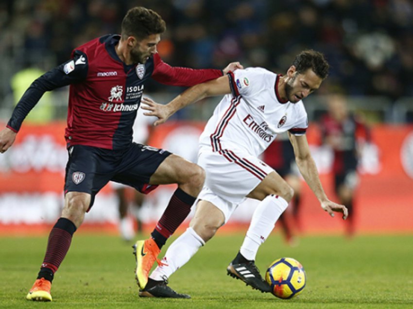 AC Milani ofron kontratën e re për Çalhanoglun