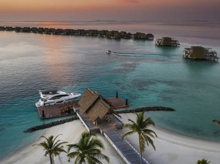 Parajsa mbi tokë/ Inaugurohet ishulli më i madh privat, 80 mijë dollarë për një natë 