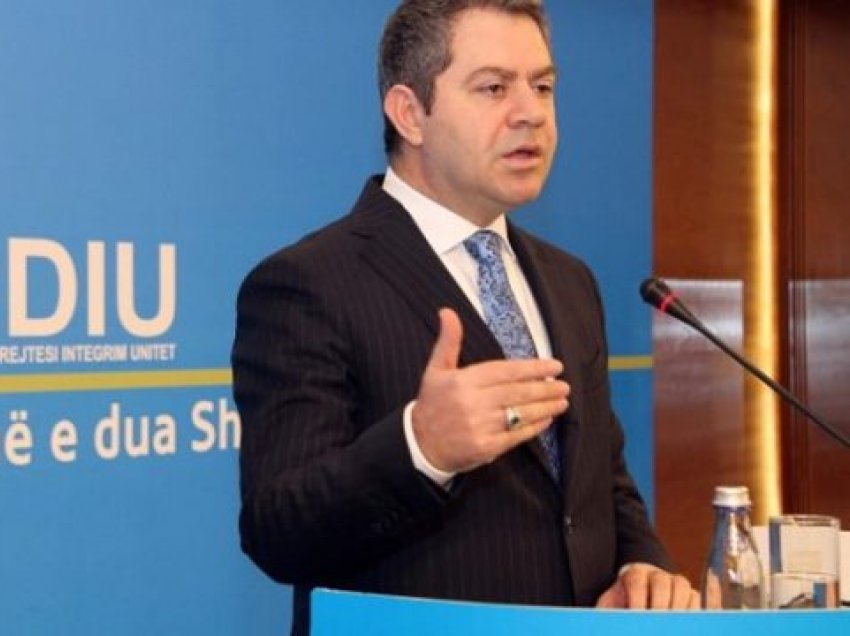 Idrizi: Çështje ditësh marrëveshja me PD, do preferoja të kandidoja në Vlorë ose Tiranë