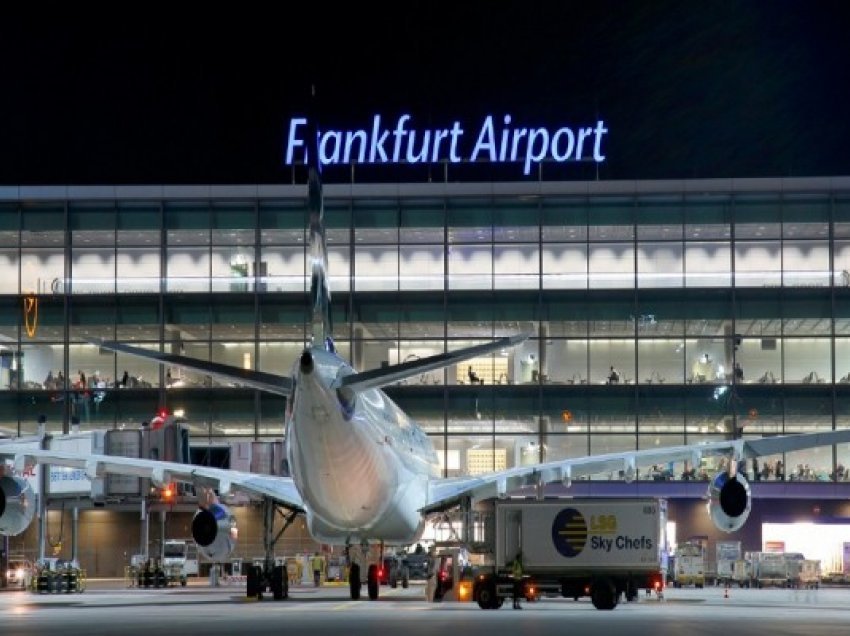 ​Aeroporti i Frankfurtit: Numri i udhëtarëve në nivelin më të ulët që nga 1984