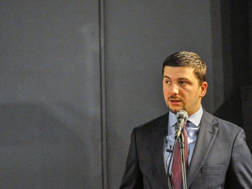 Memli Krasniqi përmend pesë kandidatë që do t’i votonte për deputet nga lista e Vetëvendosjes
