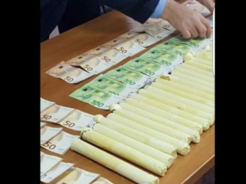 Dy persona të arrestuar në Ferizaj për falsifikim të parave, ju kapen mbi 10 mijë euro