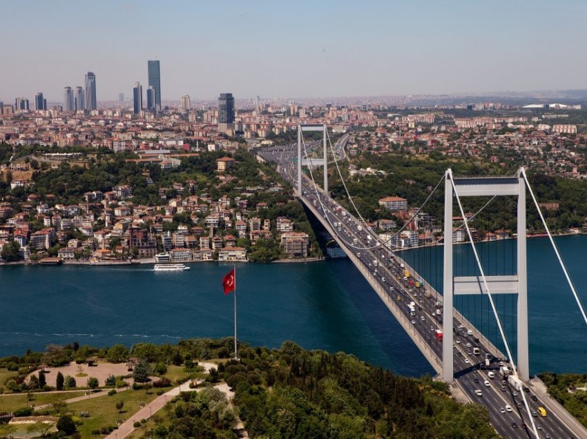 Turqia feston 100- vjetorin e pavarësisë