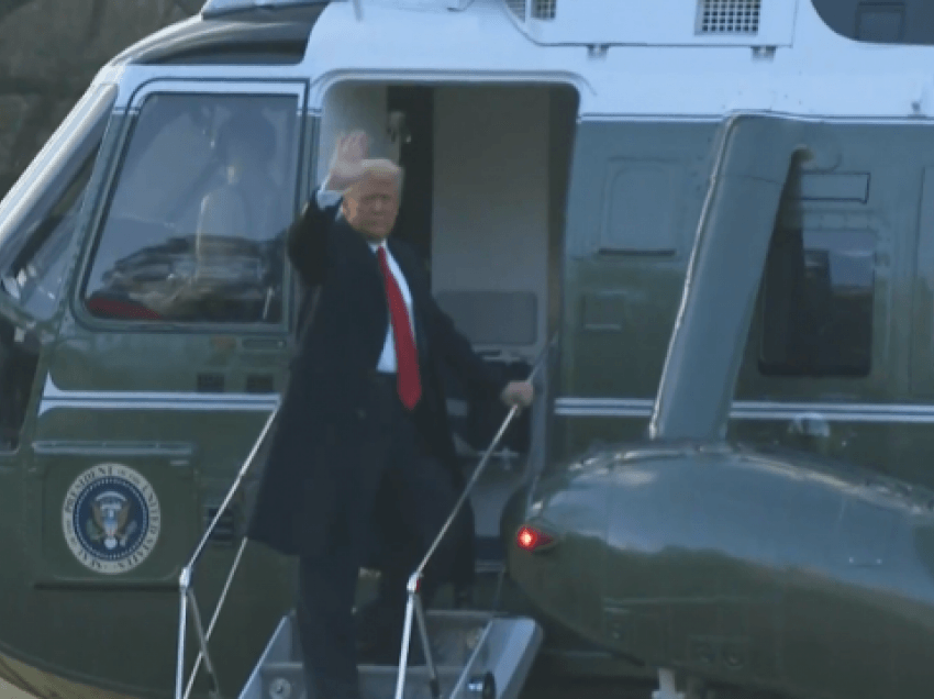 Momenti i largimit të Trump me helikopter nga Shtëpia e Bardhë