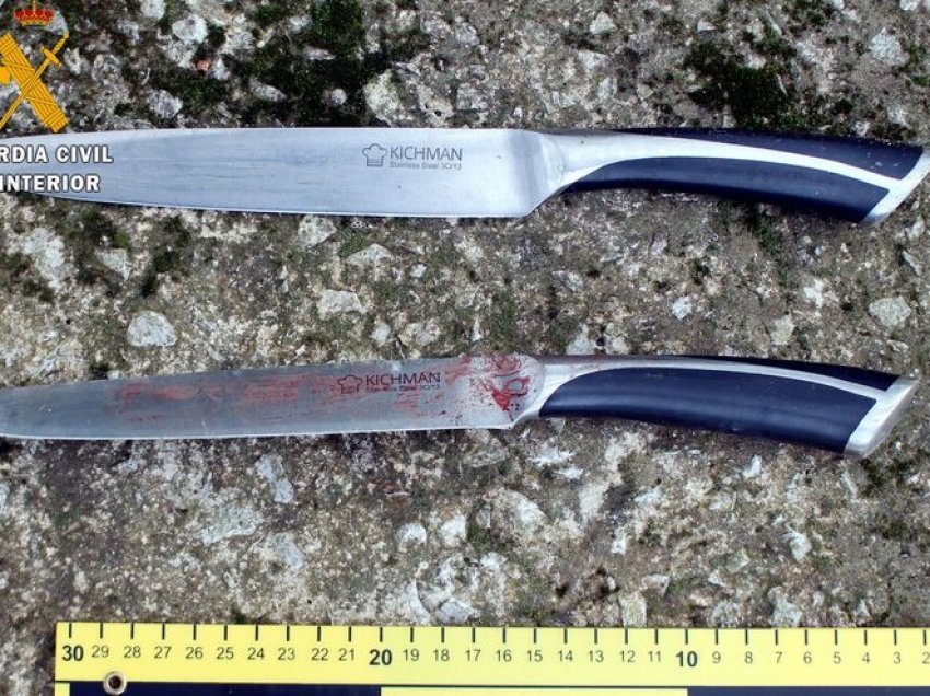Masakrojnë me thikë dy bashkëkombasit e tyre, arrestohen 2 shqiptarë në Francë