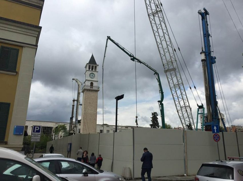 Betonizimi i Tiranës, Zv. Ministrja: Kush është ai i marrë që do të prishë Kullën e Sahatit?
