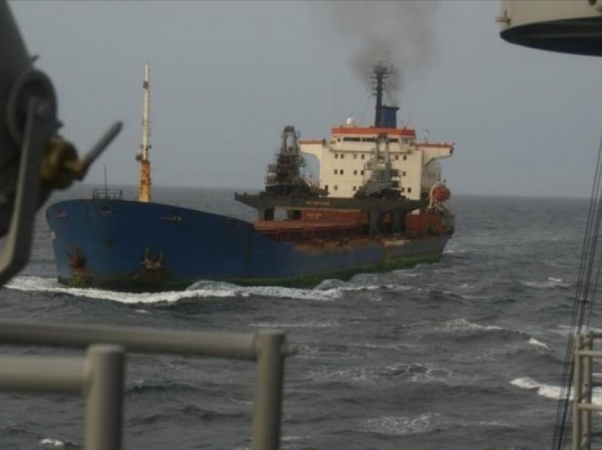 Erdogan: Vazhdojnë në mënyrë intensive përpjekjet për shpëtimin e ekuipazhit të anijes së rrëmbyer