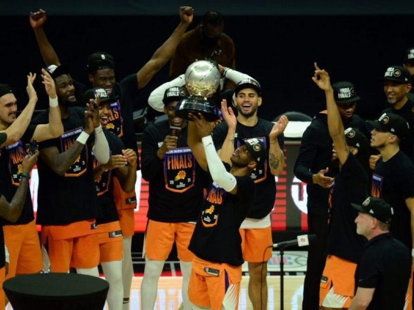 Mrekullia e Suns vazhdon, tani janë kampionë të Perëndimit dhe finalist në NBA