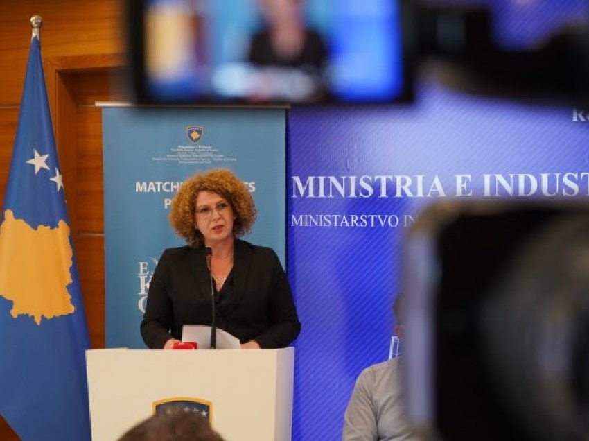 ​Ministrja Hajdari: Synojë luftimin e korrupsionit në sektorët e duhanit, naftës dhe metrologjisë