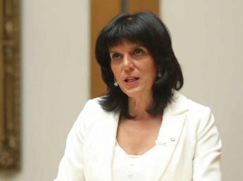 “Më vendosi dorën mbi gju dhe…!”/ Akuza e rëndë e ish-deputetes australiane: Ministri më ka ngacmuar seksualisht