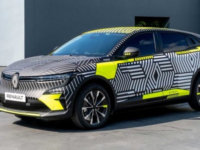 Renault Megane po vjen me veturë elektronike