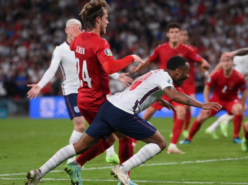 Fillon peticioni, kërkohet përsëritja e ndeshjes Angli – Danimarkë