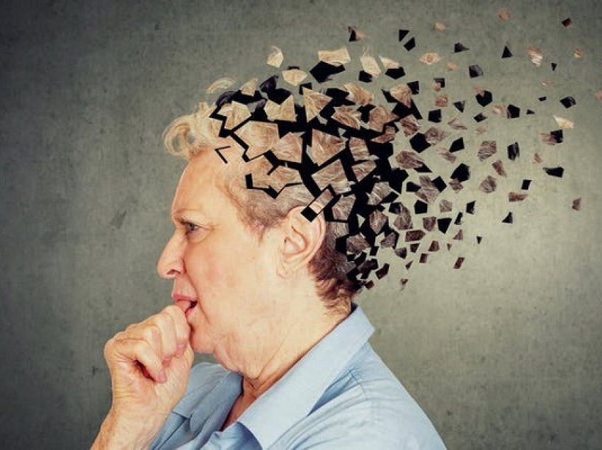 Origjina e Alzheimerit duhet kërkuar në mëlçi