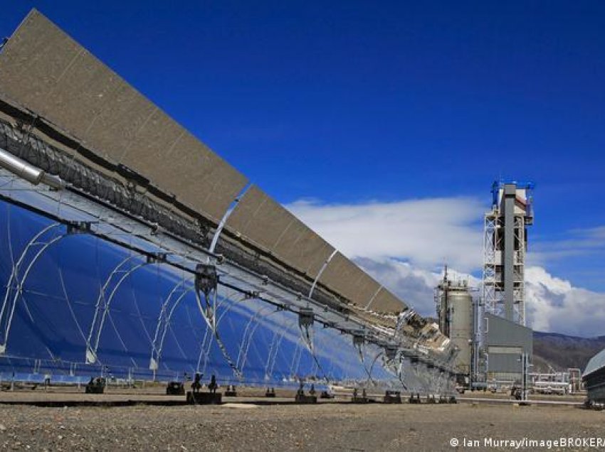 Miliona vende të reja pune: Energjia diellore po bëhet motor punësimi
