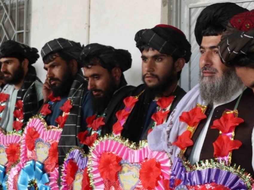 Talibanët ofrojnë armëpushim në këmbim të lirimit të të burgosurve