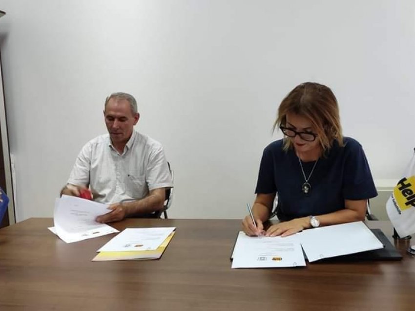 Komuna e Malishevës dhe “Help-Hilfe zur Selbsthilfe” nënshkruan marrëveshje për përkrahje të bizneseve të vogla