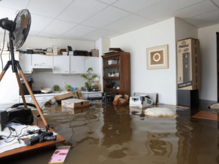 Holanda në alarm, vërshimi i lumenjve ja kë po e rrezikon 