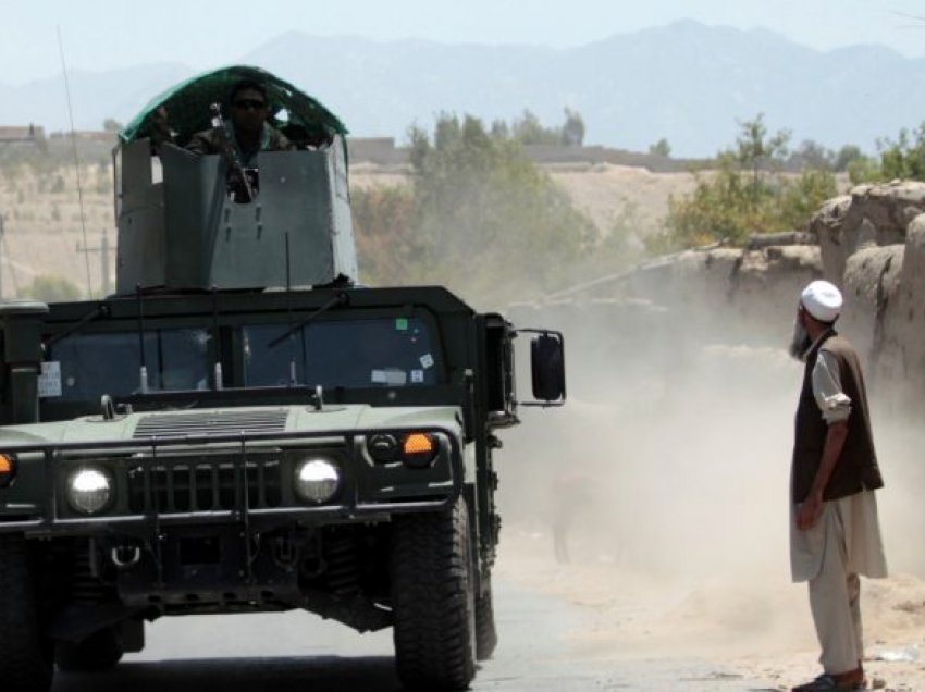 Më shumë se gjysma e rretheve të Afganistanit kontrollohet tani nga Talibanët