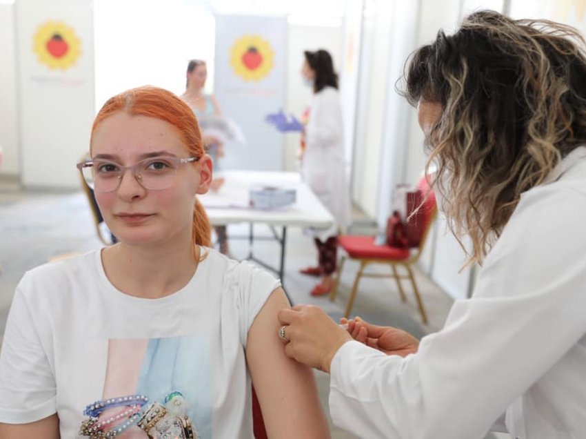 Vaksinimi për çdo qytetar mbi 18 vjeç, Manastirliu jep njoftimin e rëndësishëm