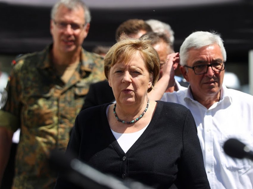 Gjermania premton ndihma për përmbytjet; Belgjika në zi, ndërsa BE-ja ul flamujt në gjysmështizë