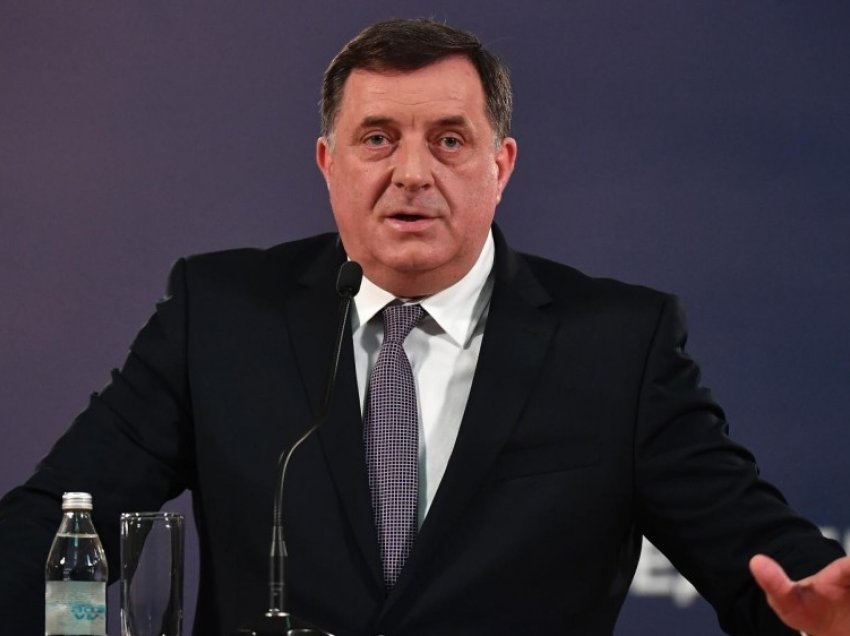 Dodik: Republika Sërpska duhet të iniciojë shpërbërjen, nuk ka dialog në Bosnje