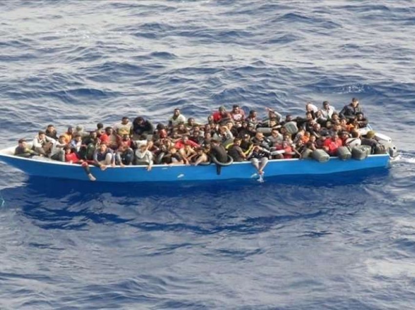 Vdesin 17 emigrantë në brigjet e Tunizisë