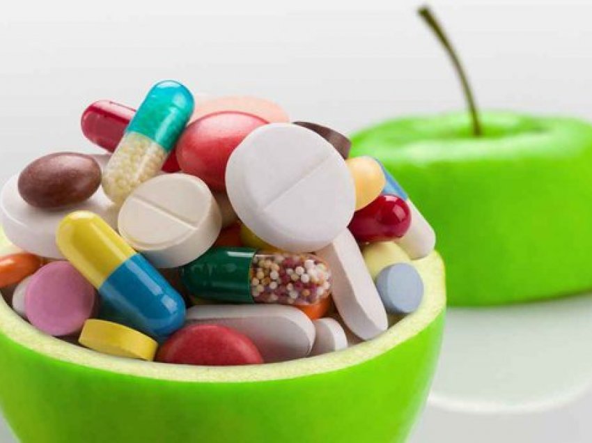 Përse po e teprojmë me vitaminat, rreziqet në organizëm nga mbipërdorimi