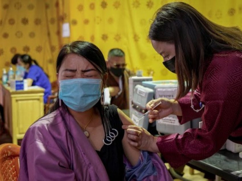 ​Shteti i vogël aziatik vaksinoi pothuajse të gjithë popullsinë brenda një jave