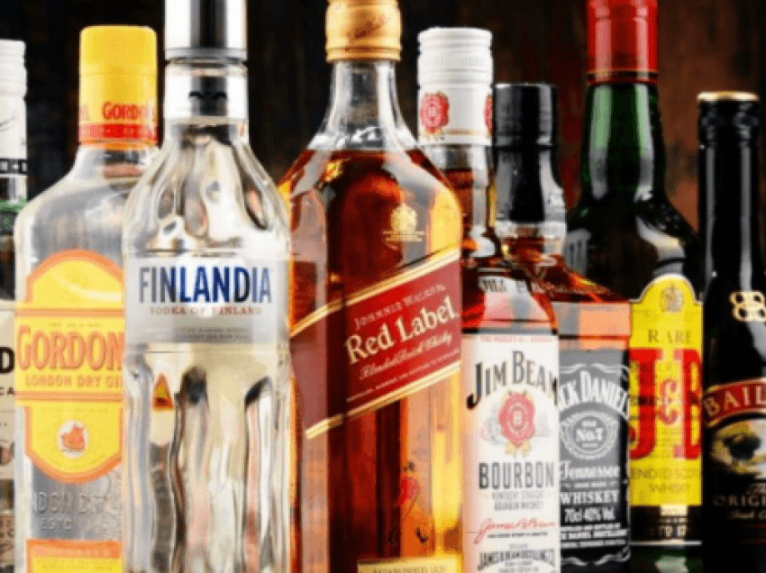 A ndikon alkooli në temperatuart e larta?