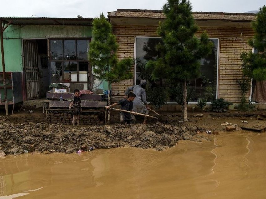 80 të vdekur dhe qindra të zhdukur në Afganistani pas përmbytjeve