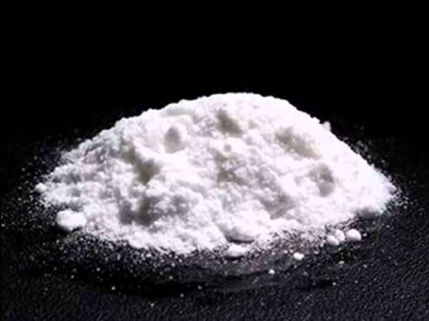 Prishtinë: Kapen afër 2 kilogramë e gjysmë drogë, dyshohet se është kokainë