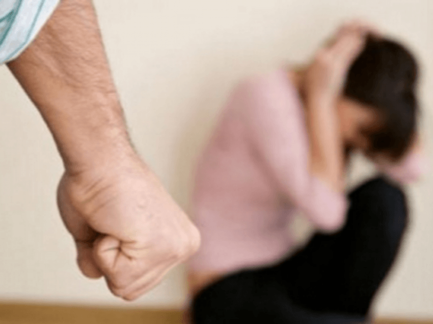 Nëna rrah vajzën në Prishtinë, arrestohet